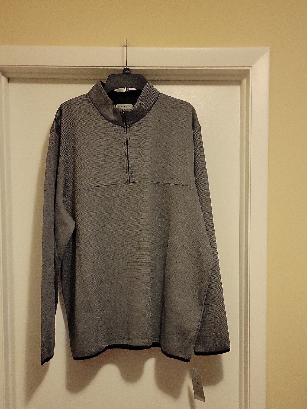 NWT: Men's PGA Tour Regular Fit Long Sleeve Quarter Zip  Polo Shirt